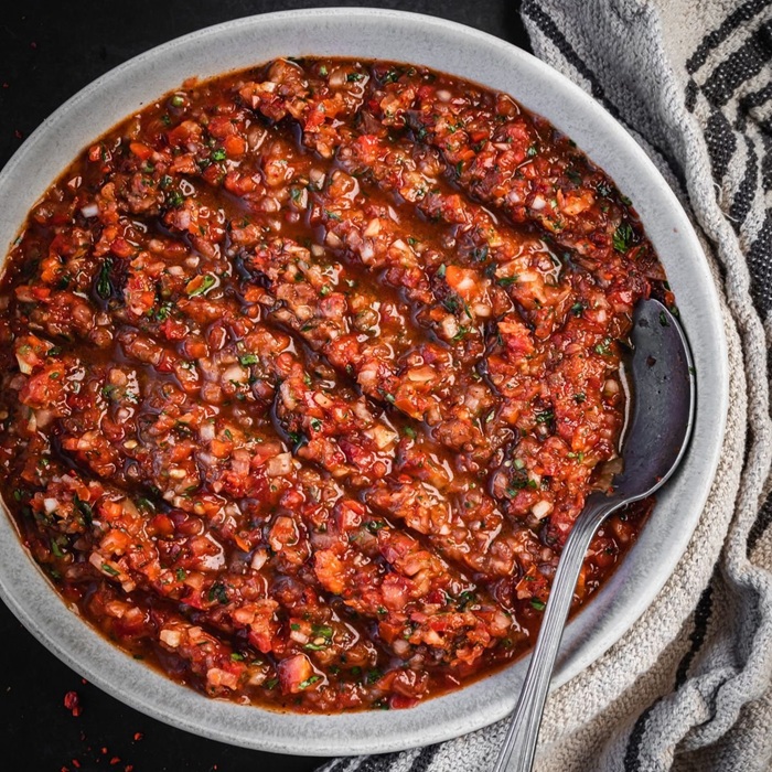 https://www.themealdb.com/images/media/meals/pb6mj11763788331.jpg Thumbnail